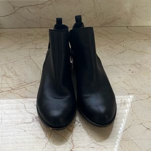 Black women’s shoes